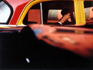 Photo de rue en couleur: Saul Leiter